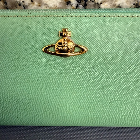 GUC Vivienne Westwood Mint Sea Green Luxury Zipper Wallet - Picture 2 of 12